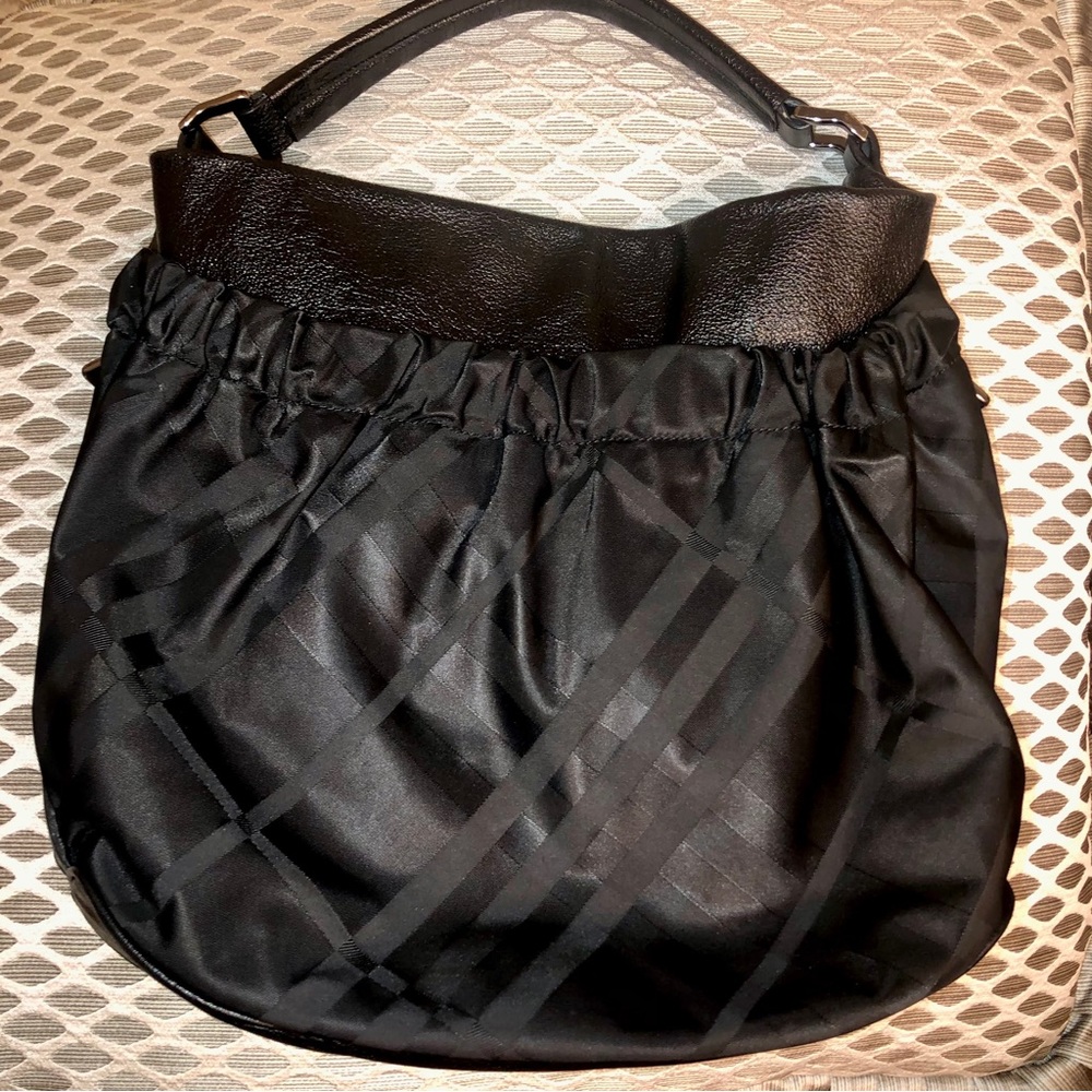 ❣️BURBERRY BLACK HOBO BAG - Picture 3 of 14